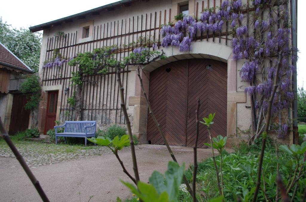 Gite Mentrel Champ-le-Duc Exterior photo